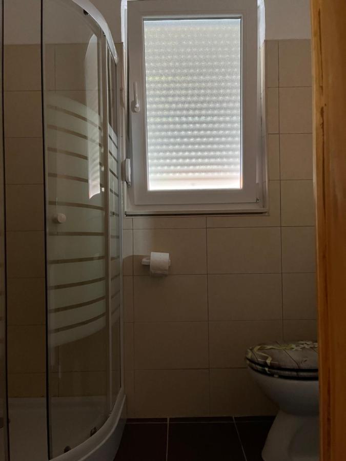 Apartment Ruzica Sukosan Bagian luar foto